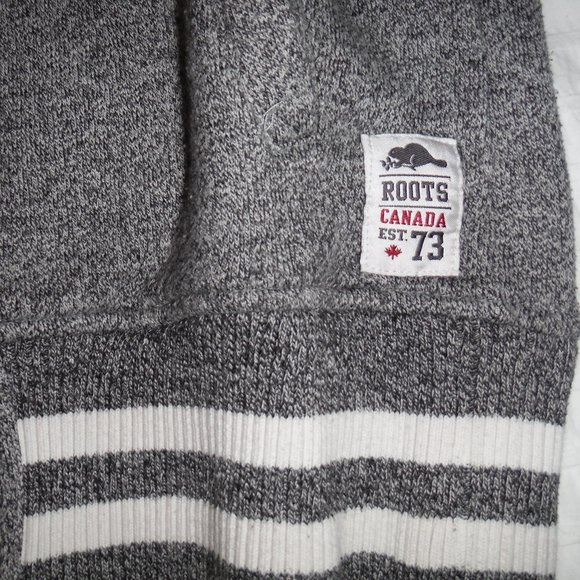 ROOTS varsity zip fleece - Picture 4 of 11